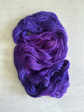 Load image into Gallery viewer, Caboodles Unicorn Sparkle Sock Yarn