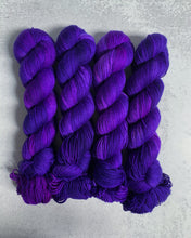 Load image into Gallery viewer, Caboodles BFL Sock Yarn