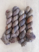 Load image into Gallery viewer, Callisto Pure BFL Yarn