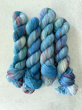 Load image into Gallery viewer, Cousin Minnie Pearl Pure BFL Yarn
