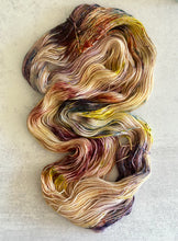 Load image into Gallery viewer, Pemberley BFL DK