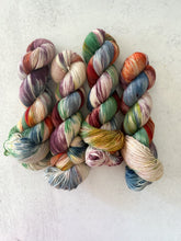 Load image into Gallery viewer, Sundown Domestic 3-Ply Merino Yarn