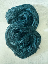 Load image into Gallery viewer, Zanesville BFL Silk Yarn