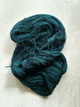 Load image into Gallery viewer, Zanesville BFL Worsted Yarn