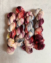 Load image into Gallery viewer, Callanwolde Targhee Sock Yarn