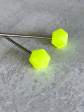 Load image into Gallery viewer, Silicone Needle Point Protectors