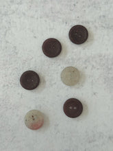 Load image into Gallery viewer, 3/4&quot; Thermal Color Change Handmade Buttons (Set of 6)
