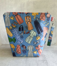 Load image into Gallery viewer, Fashion on the Ration Sweater Weather Project Bag
