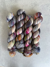 Load image into Gallery viewer, Grunge Unicorn Pure BFL Yarn
