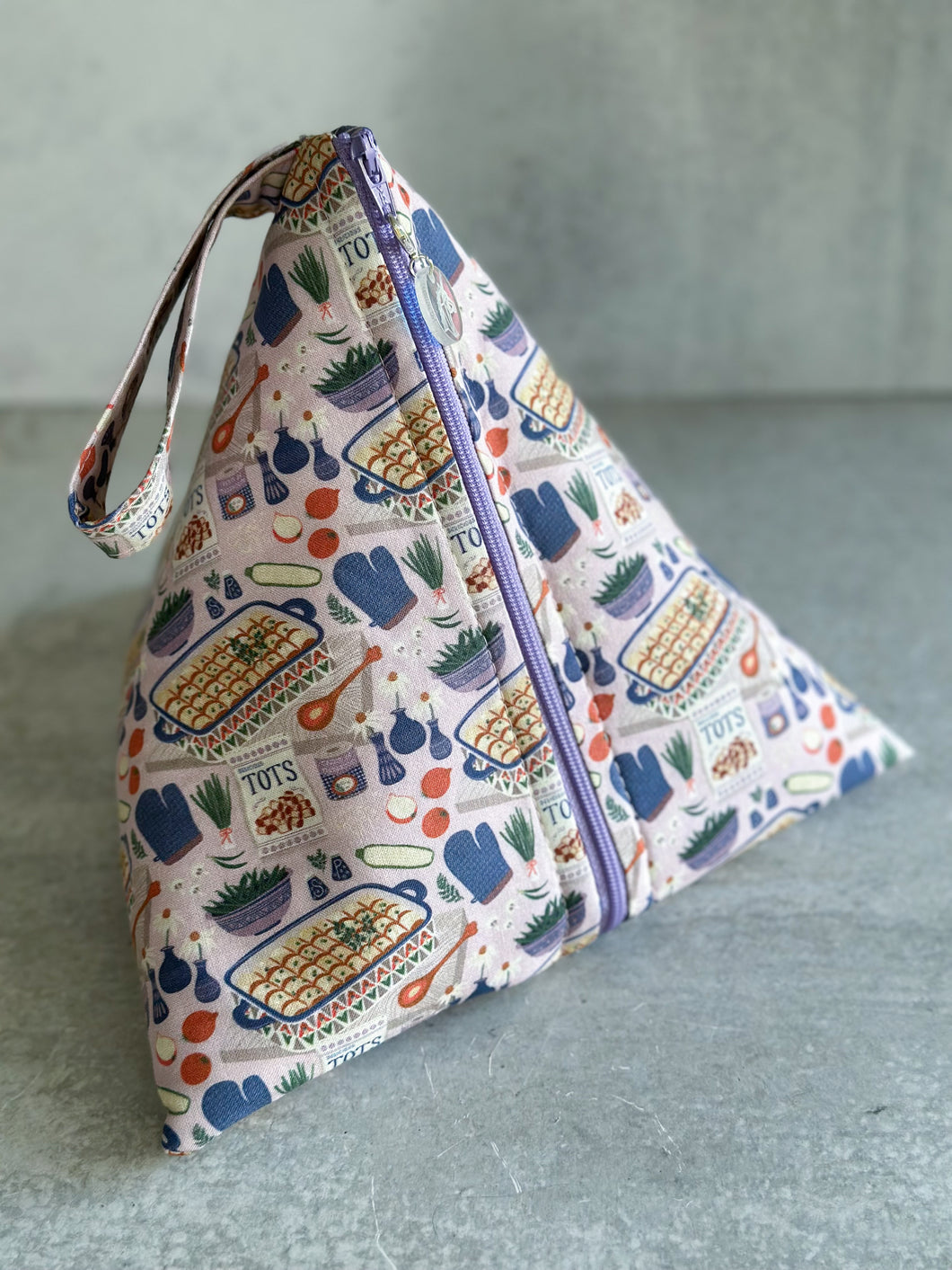 Hotdish Sock-Sized Project Bag