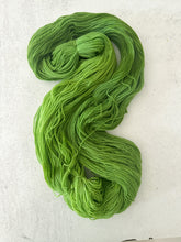 Load image into Gallery viewer, Manor Farm Domestic 2-Ply Targhee Yarn
