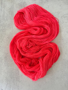 Ne Thing Goes BFL Sock Yarn
