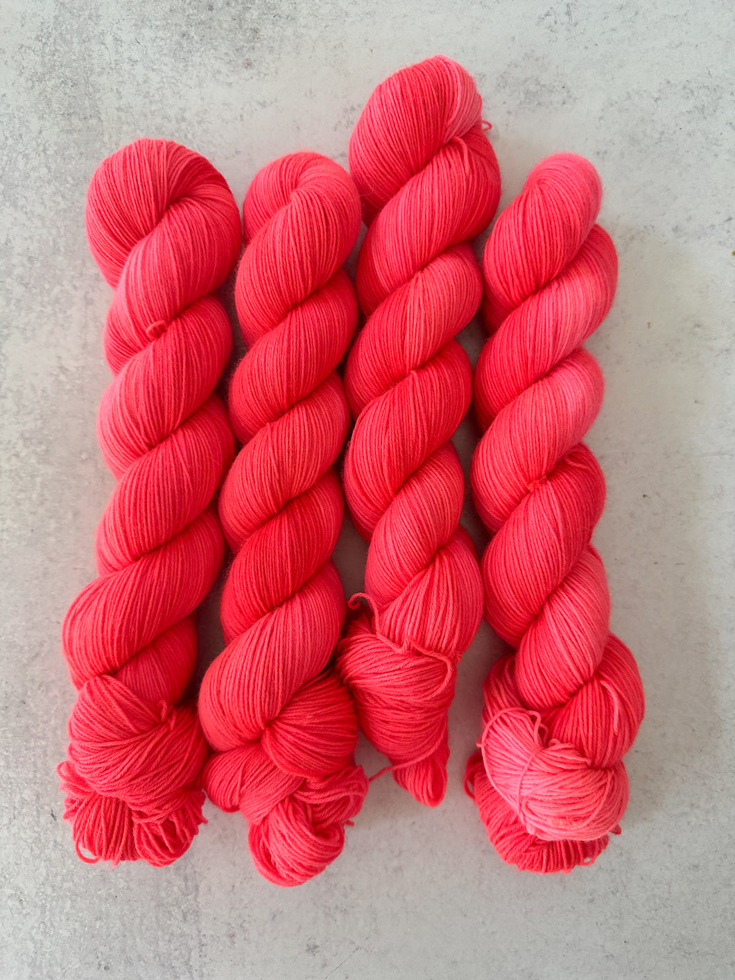 Ne Thing Goes BFL Sock Yarn