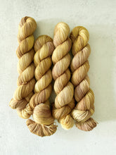 Load image into Gallery viewer, Skep BFL Sock Yarn
