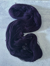 Load image into Gallery viewer, The Sound of Silence BFL Worsted Yarn
