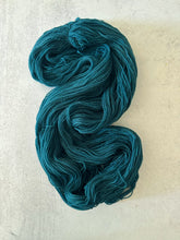 Load image into Gallery viewer, Zanesville Domestic 2-Ply Targhee Yarn
