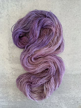 Load image into Gallery viewer, Queen Jane Pure BFL Yarn
