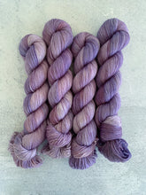 Load image into Gallery viewer, Queen Jane Pure BFL Yarn
