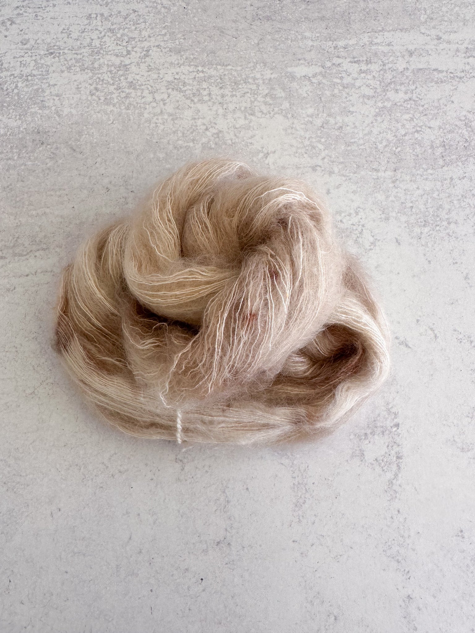 Toasted Marshmallow Mohair Silk Yarn – Republica Unicornia