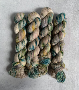 Ventura Highway BFL Sock Yarn
