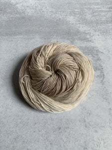 White Russian Pure BFL Yarn