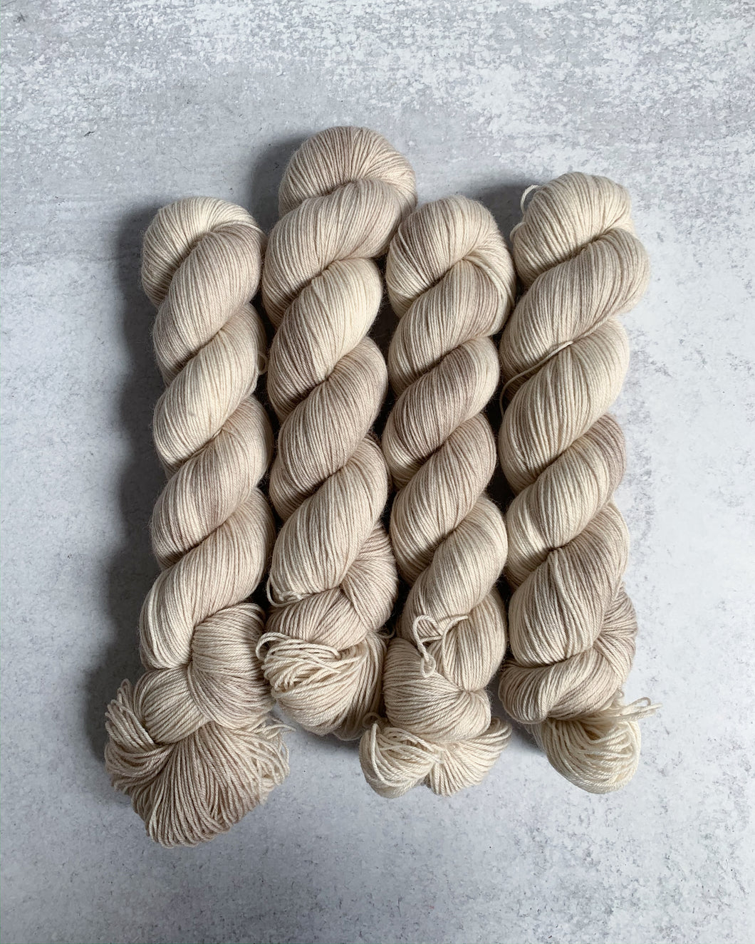 White Russian BFL Sock Yarn